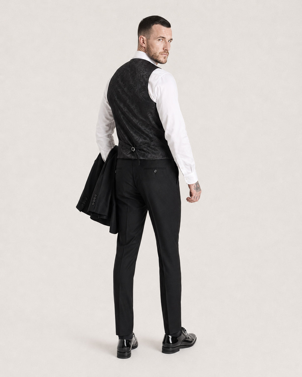 Harry: Black 3-Pc Tuxedo Suit