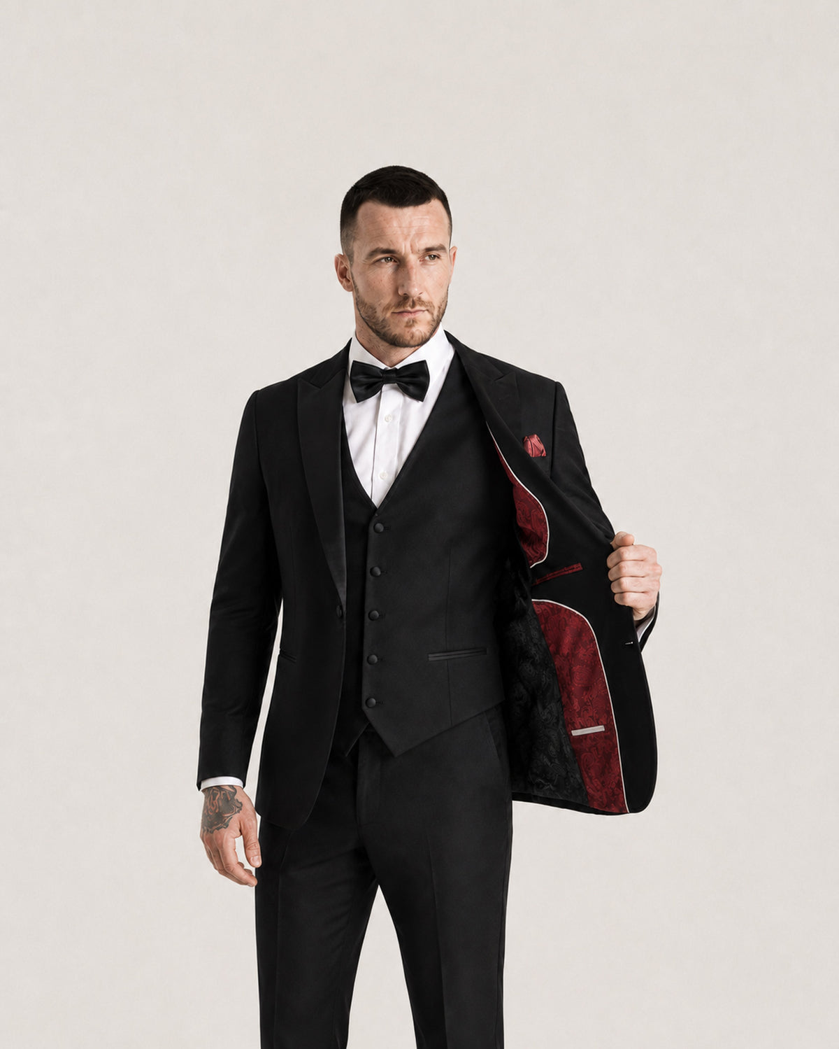Harry: Black 3-Pc Tuxedo Suit