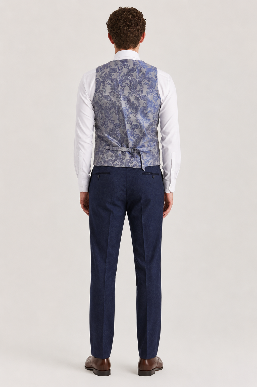 Hugo: Contrasting 3-Pc Suit