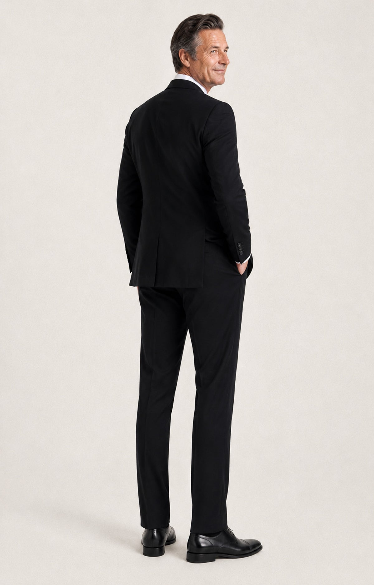 Beckett: Plain Black 3-Pc Suit