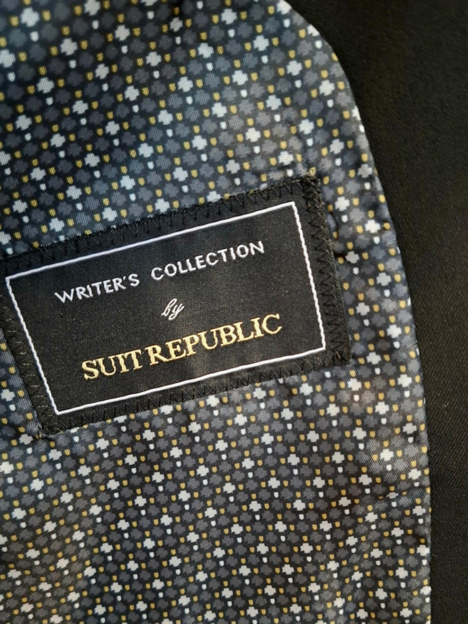 Beckett: Plain Black 2-Pc Suit