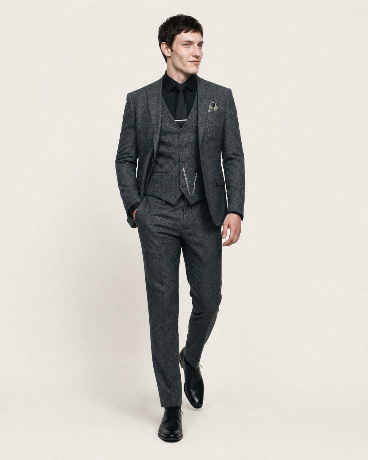 Stoker: Charcoal Tweed 3-Pc Suit