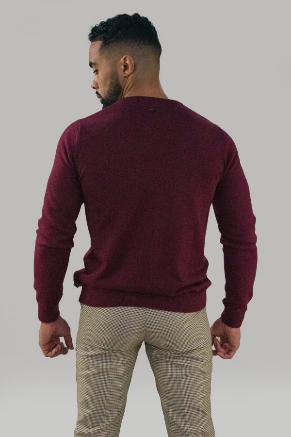 Wine crew 2025 neck sweater