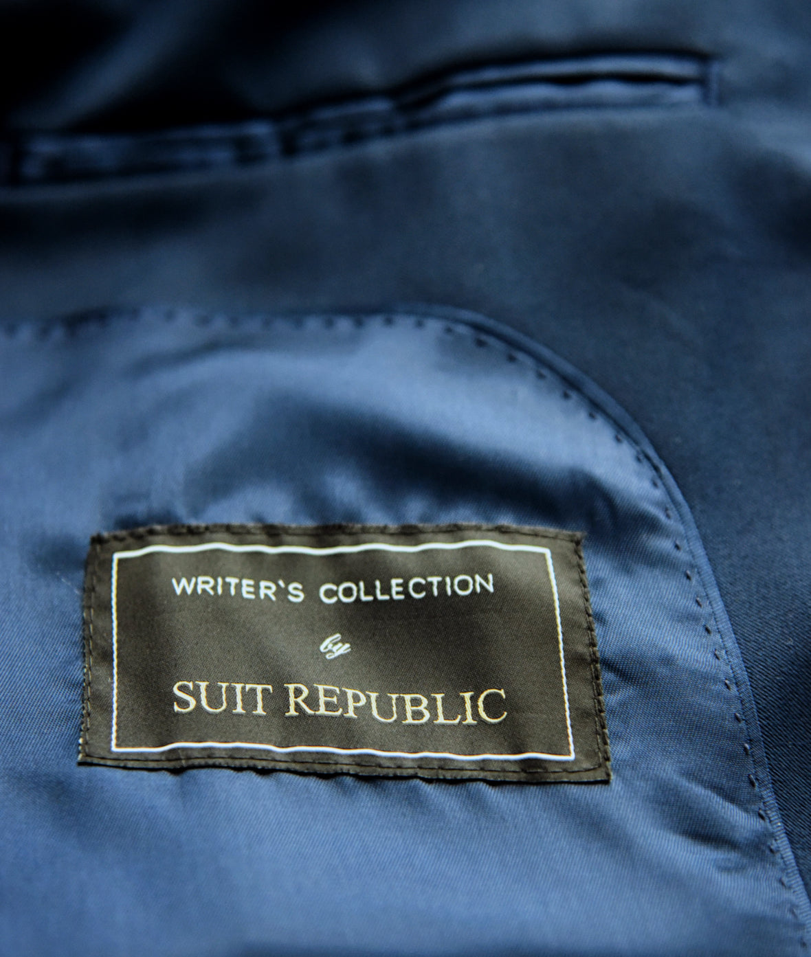 Swift: Plain Navy 3-Pc Suit